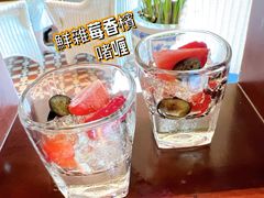 鮮雜莓香檳啫喱-荟景阁葡国餐厅