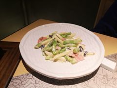 -穹六人间 people 6(岳阳路店)