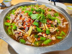 -兔行天下-鸿鹤鲜锅兔(中海国际店)