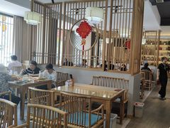 -严记小天府酸菜鱼(西四路店)