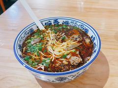 兰州清汤牛肉面-嘻小北·兰州清汤牛肉面(太平洋森活天地店)