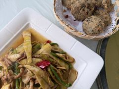 -万佛湖许老大铁锅鱼(黑金冠店)