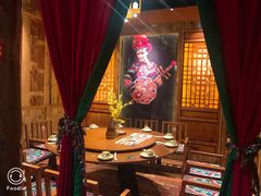 包厢-老滇山寨•云南特色菜•地方菜•民族风情歌舞表演(金碧店)