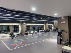 -英派斯健身旗舰店(海信国际中心馆)