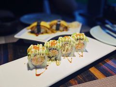 牛油果反卷-山葵家·创意料理(宁波来福士店)