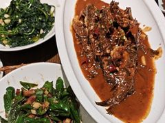 -黄泥岗·地道湖北菜(奥特莱斯店)