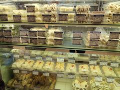 -白玉兰食品甜凤店(合生汇店)
