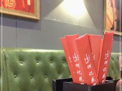 卡座-何记花甲(海岸城旗舰店)