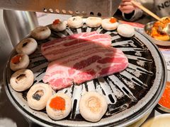 -草家酱蟹炭火烤肉店(珲春南路一店)