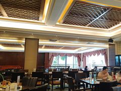 -东莞塘厦三正半山温泉酒店·沙利文西餐厅