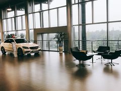 -泰州之星奔驰4S店(海陵店)