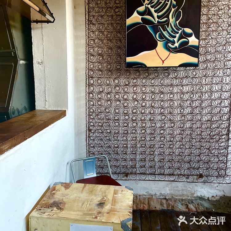 水厂家属区的社区咖啡店喝一杯dirty