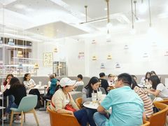 大堂-奈雪的茶(市百一店)