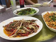 -洪霞餐馆