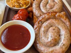 莫斯科风格烤肠配酸菜-莫斯科餐厅