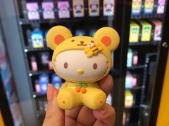 -泡泡玛特POPMART(上海环球港店)