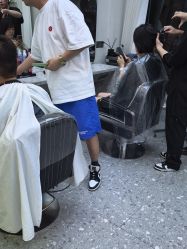 -苏豪美发S A L O N烫发染发