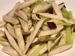 -莲餐厅·湖北菜·潜江小龙虾店(愚园路店)