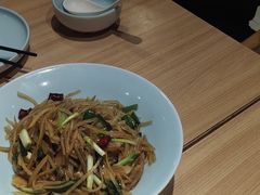 -宏状元现熬粥·京味菜(三里河店)