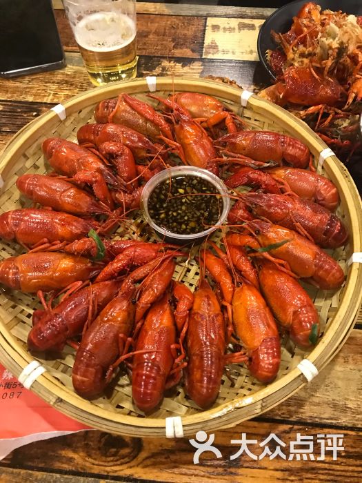 南京红军龙虾图片