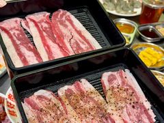 -哈哈碳都·牛肋条无限自助烤肉(台江万达店)