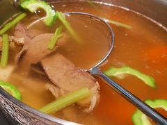 -左庭右院鲜牛肉火锅(浦江欢乐颂店)