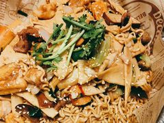 -红渡小香·牛肉麻辣香锅(车站南路店)