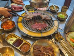 -釜山火炉·海鲜烤肉(紫藤路店)