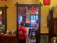 -富正毅三下锅·湘西韵味(天门山索道店)