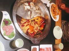-大龙辣火锅·龙虾·烧烤(湖滨新天地店)