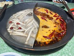 -憨铁匠老火锅(龙岗万科里店)