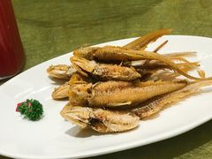 特色大烤子鱼-上海会馆(香港名都店)