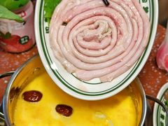 -四囍码头海鲜烧烤自助火锅(外滩南京东路悦荟广场店)