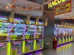 -反斗乐园π(龙华天虹店)