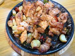 -老东镇啤酒屋海鲜加工·蒸汽海鲜·海鲜烧烤(台东店)