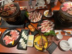 -山之屋炭火烧肉·生啤畅饮(大朗万科中央公园店)