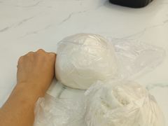 -白玉兰食品(中山公园龙之梦店)