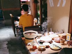 -吃饭皇帝大(长宁龙之梦店)