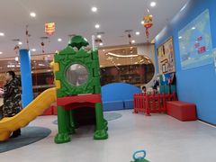 -美吉姆国际儿童发展中心(红谷滩绿地缤纷城中心)