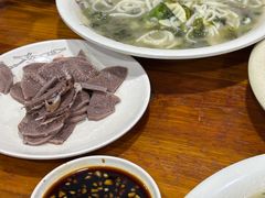 -何永光123鲜牛肉馆(1号店)