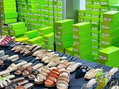 -广州周大福金融中心