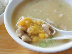 肥肠豆汤-温记府廟豆汤饭·始于1955年(海椒店)
