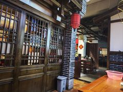 -唐师傅湘西名菜馆(武陵路店)