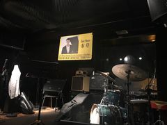 -东岸Cafe 爵士俱乐部