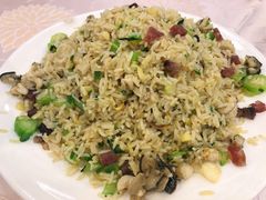 生蚝炒饭-新东源国际酒店·新东源食坊(沙井店)