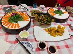-醉美东江·三文鱼·烧鸡公