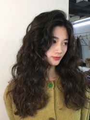 -丝语萱形象