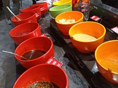 自助调料区-环球约客烤涮自助(铜锣湾店)