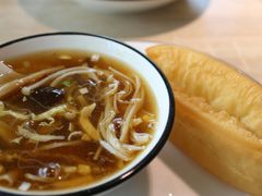 小油条配酸辣汤-味莊·青岛菜(云霄路店)