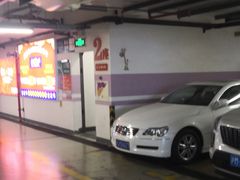 -中原城市广场-停车场